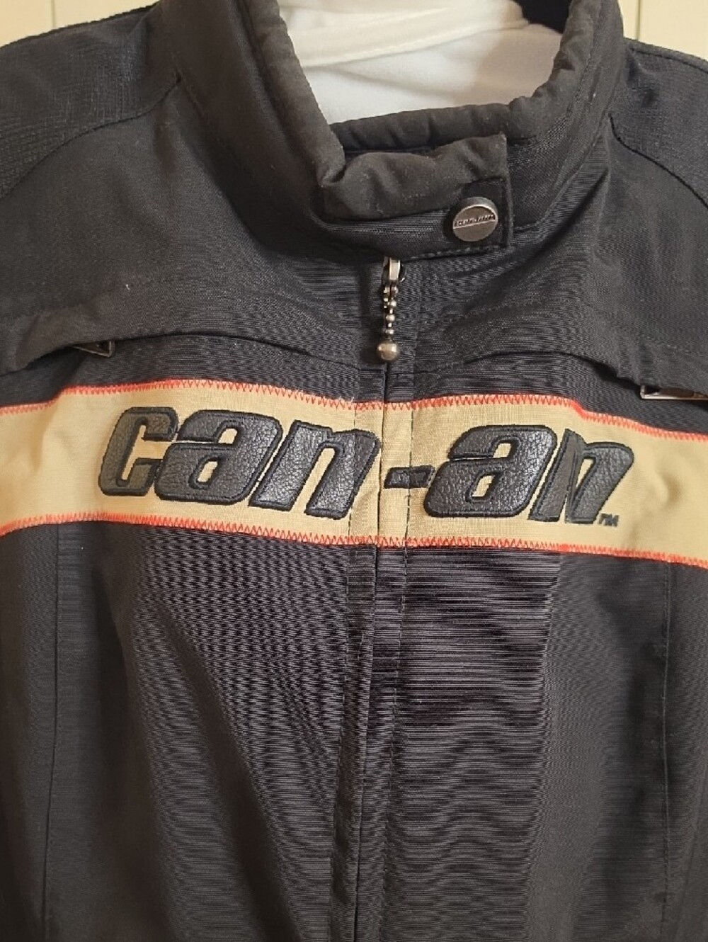 Utility Jacket For Riding - Picture 3 of 16